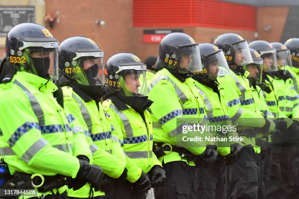 Police In Manchester Greater Manchester Police Force Photos and Premium High Res Pictures ...