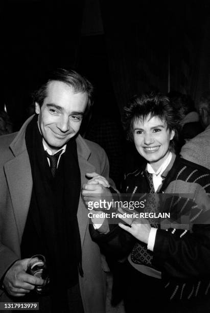 Acteur Pierre Arditi et l'actrice Miou-Miou lors de la présentation du Film "ne vie comme je veux" le 18 novembre 1985.