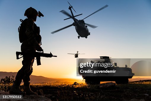 Operación militar al amanecer Operación militar al amanecer