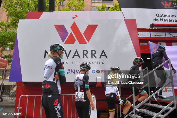 Moniek Tenniglo of Netherlands, Arianna Fidanza of Italy, Sarah Roy of Australia, Jessica Allen of Australia, Teniel Campbell of Trinidad And Tobago...