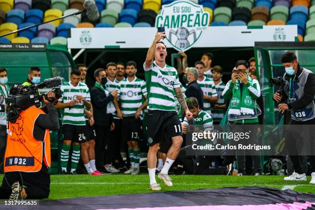 Nuno Santos Sporting CP during the Trophy cerimony after the Liga NOS match between Sporting CP and Boavista FC at Estadio Jose Alvalade on May 11,...