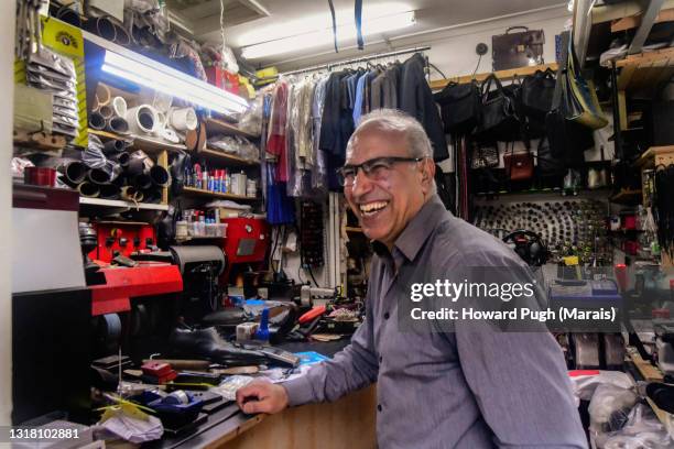 leather, shoe, bag repair: small business - sole of shoe stock pictures, royalty-free photos & images