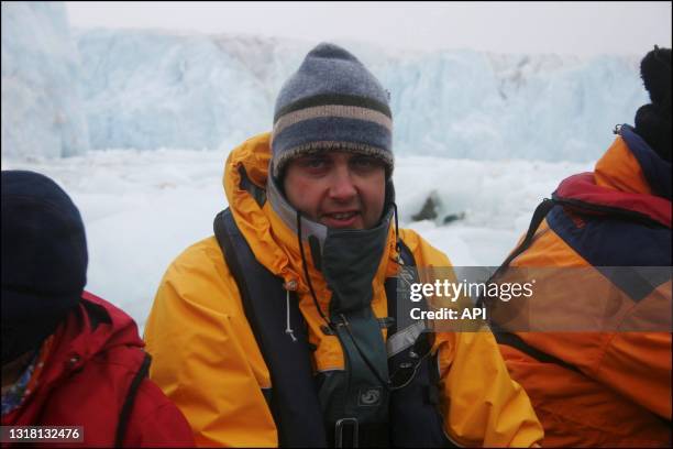 Tuesday, Sep. 6, 2005. "Fjord Liefde - Monaco Glacier. Faces look tired, the night at sea was very rough." Photo from the logbook Jean d'Orleans.