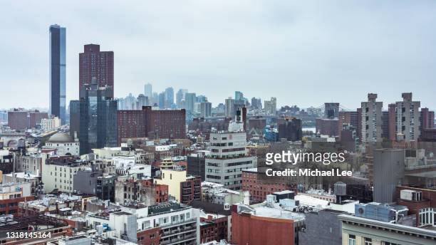 high angle view of lower east side and chinatown in new york - brooklyn heights stock pictures, royalty-free photos & images