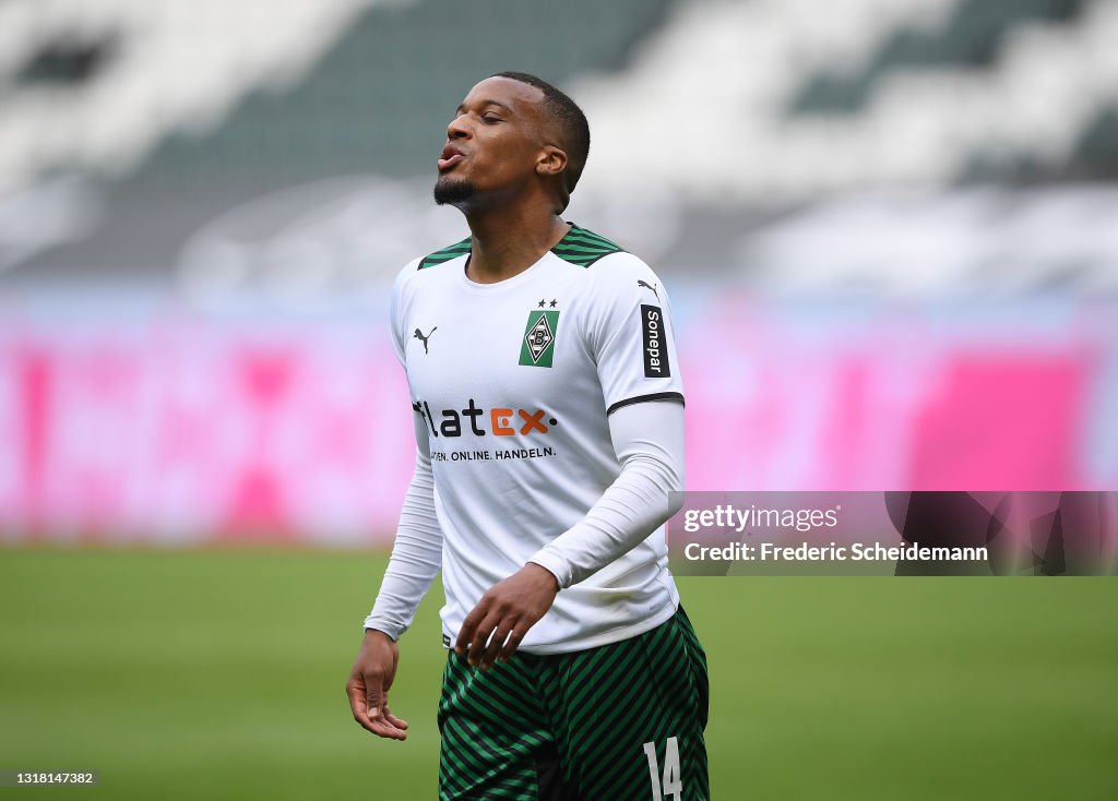 Borussia Moenchengladbach v VfB Stuttgart - Bundesliga