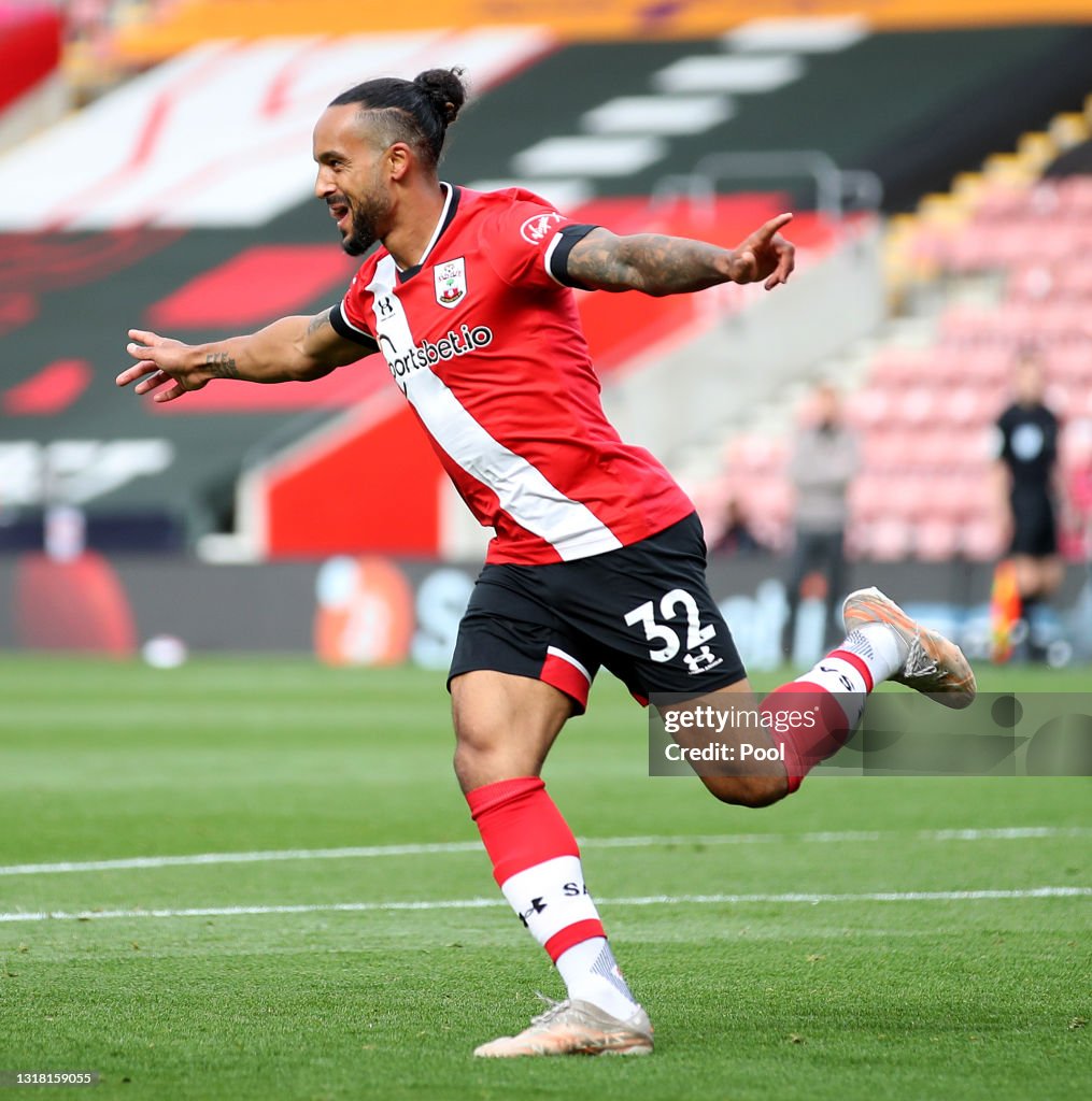 Southampton v Fulham - Premier League