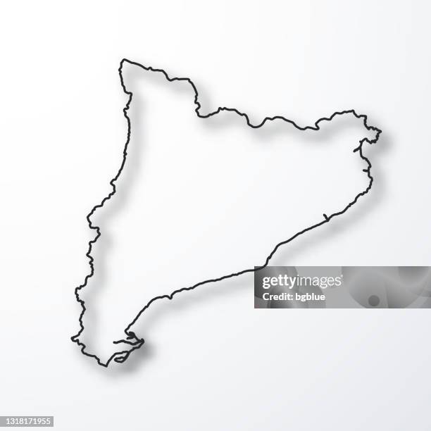 katalonien karte - schwarzer umriss mit schatten auf weißem hintergrund - catalunya stock-grafiken, -clipart, -cartoons und -symbole