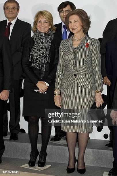 Esperanza Aguirre and queen Sofia of Spain attends 'Telefonica Ability Awards' at Telefonica headquarters on January 17, 2011 in Madrid, Spain.