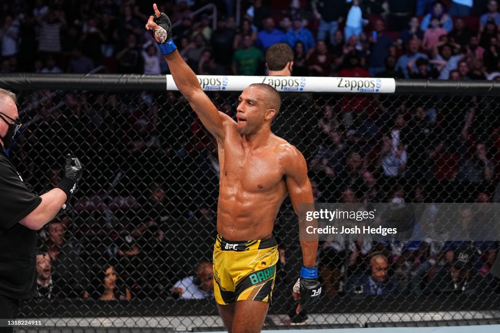 UFC 262: Burgos v Barboza