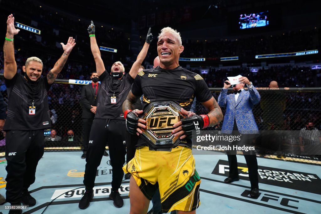 UFC 262: Oliveira v Chandler