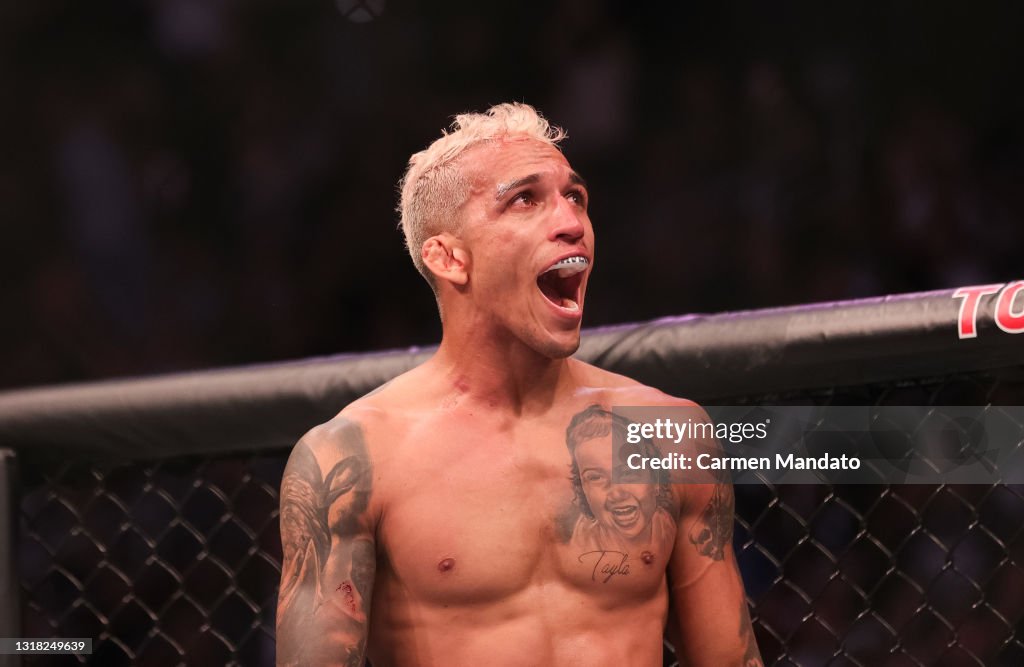 UFC 262: Charles Oliveira v Michael Chandler