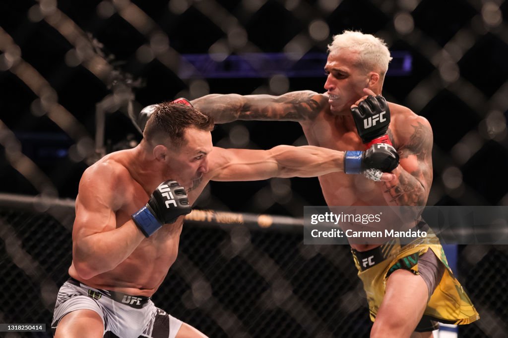Charles Oliveira Ufc 262 Charles Oliveira Of Brazil And Michael