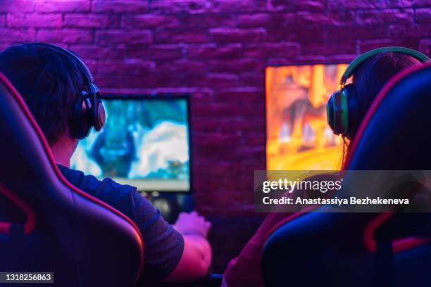 Gamer. Back Gamer And Back View Photos and Premium High Res Pictures - Getty Images