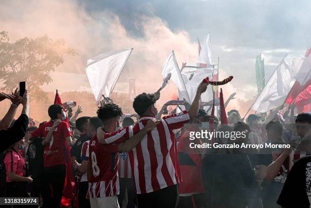 Atletico de Madrid fans gather outside of the stadium prior to the La Liga Santander match between Atletico de Madrid and C.A. Osasuna at Estadio...