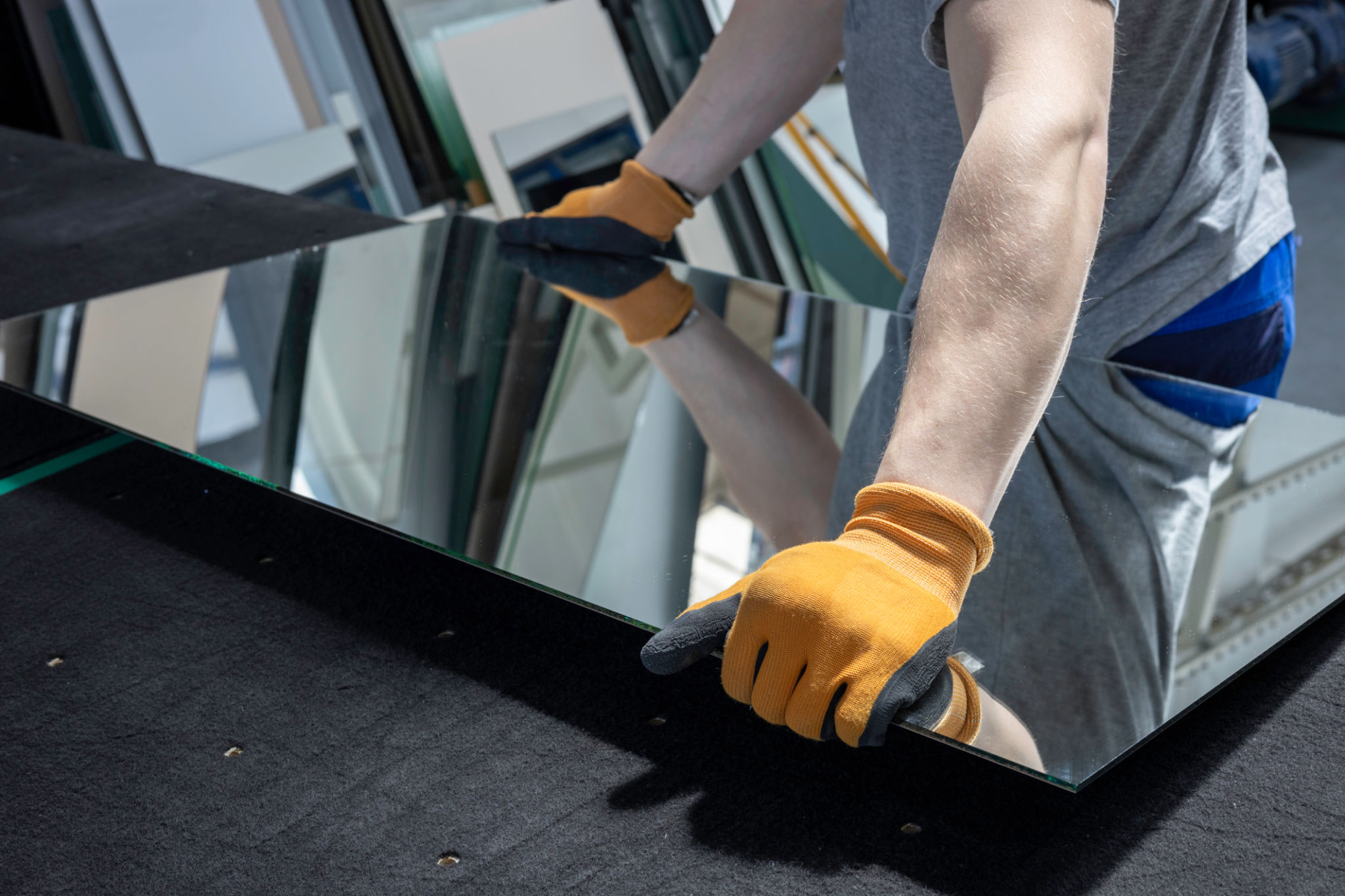 glass repair service