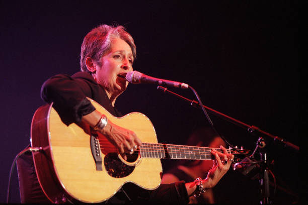Singer Joan Baez performs at the Bataclan on November 2, 1995 in Paris, France.