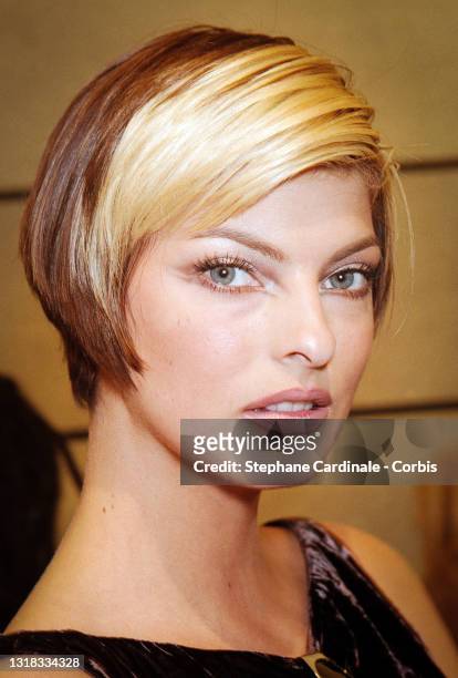 Top Model Linda Evangelista poses backstage during the Valentino Ready to Wear Spring/Summer 1996 show as part of Paris Fashion Week on October 18,...