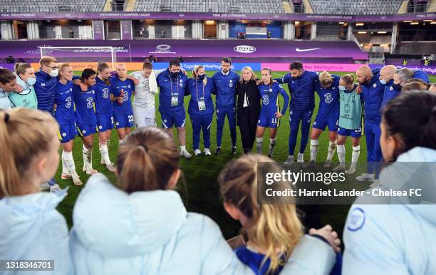 Emma Hayes, Manager of Chelsea speaks to her players following defeat in the UEFA Women's Champions League Final match between Chelsea FC and...