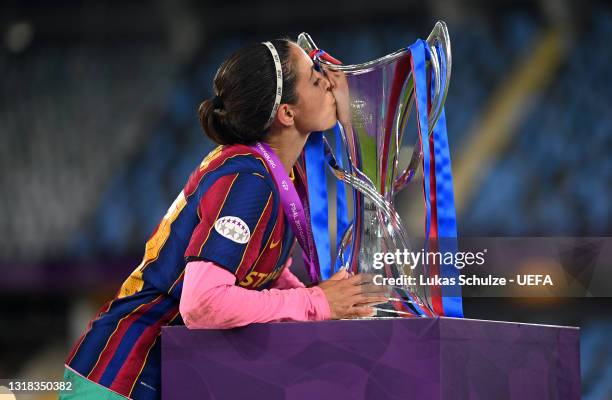 Aitana Bonmati of FC Barcelona kisses the UEFA Women's Champions League trophy following victory in the UEFA Women's Champions League Final match...