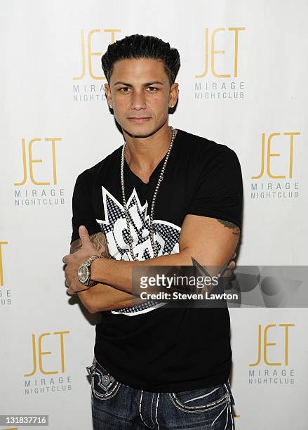 11 Jersey Shore Dj Pauly D Spins At Jet Nightclub Photos and Premium High Res Pictures Getty