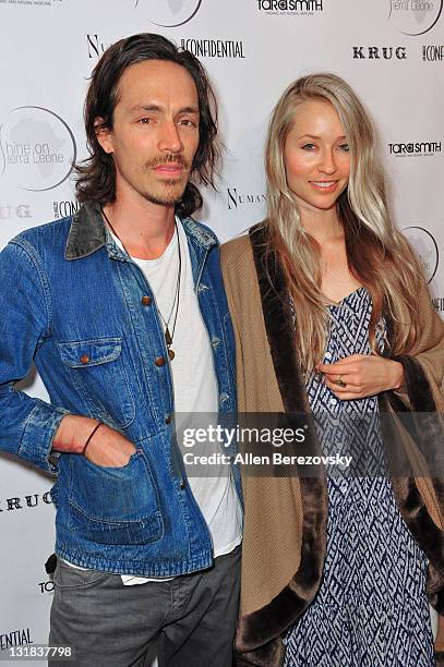 95 Baelyn Neff Photos & High Res Pictures - Getty Images