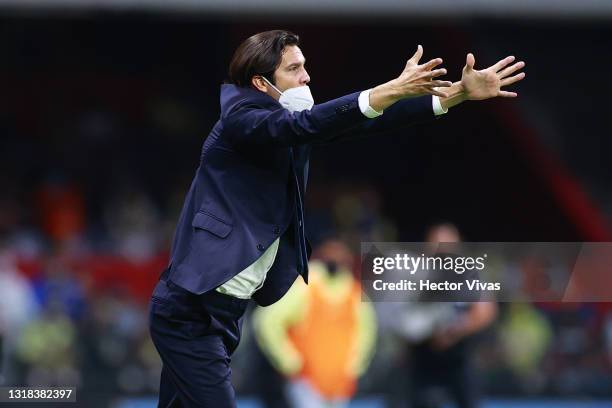 Santiago Solari, head coach of America gestures during the quarterfinals second leg match between America and Pachuca as part of the Torneo...