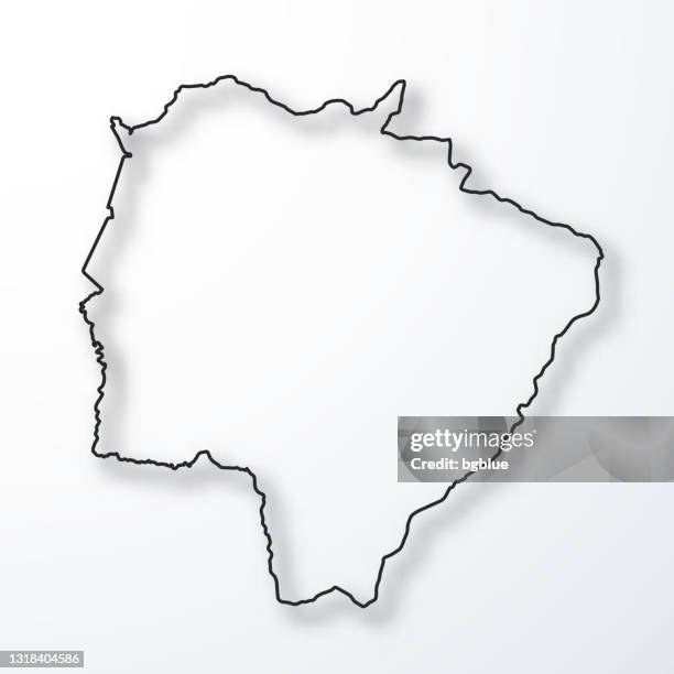 mato grosso do sul karte - schwarze umriss mit schatten auf weißem hintergrund - mato grosso do sul stock-grafiken, -clipart, -cartoons und -symbole