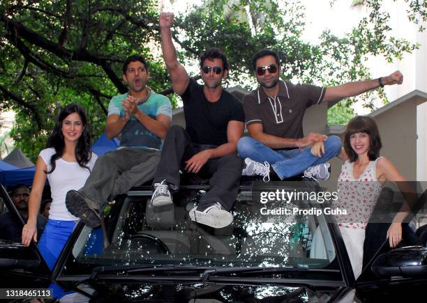 Katrina Kaif, Farhan Akhtar, Hrithik Roshan,Abhay Deol and Kalki Koechlin attend the Zindagi Na Milegi Dobara Road Trip "Mumbai To Delhi" on July 07,...