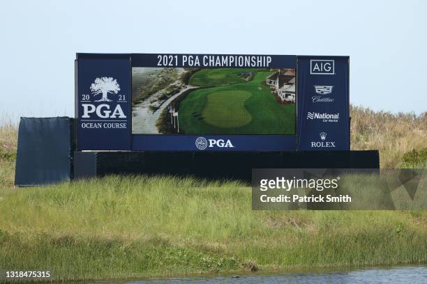 nakke overvældende gen 5,121 Pga Golf Scores Leaderboard Photos and Premium High Res Pictures -  Getty Images