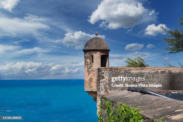 colonial fortress in the caribbean - puerto plata imagens e fotografias de stock