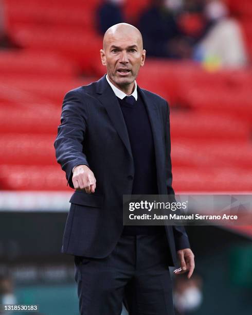 16 453 Coach Zinedine Zidane Stock Photos High Res Pictures And 16-453-coach-zinedine-zidane-stock-photos-high-res-pictures-and