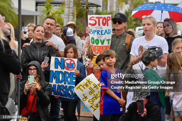Mask Rally 324 Orange County Department Of Education Stock Photos, High-Res ...
