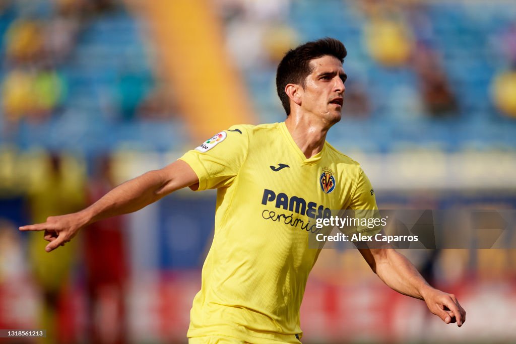 Villarreal CF v Sevilla FC - La Liga Santander