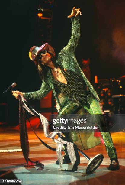 Steven Tyler of Aerosmith performs at Shoreline Amphitheatre on October 16, 1997 in Mountain View, California.