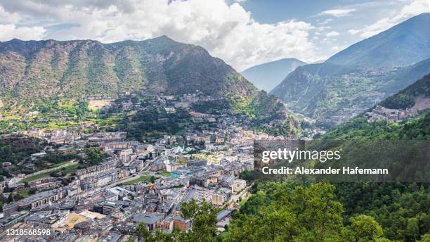 andorra panorama andorra la vella city pyrenees mountains valley in summer - andorra la vella stockfoto's en -beelden