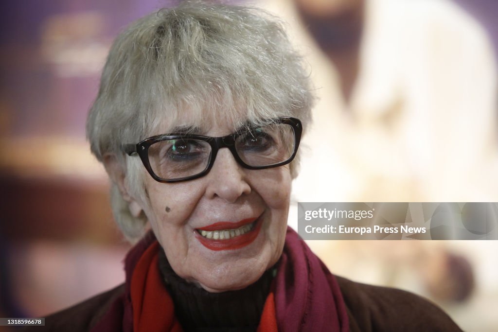 Concha Velasco Presents 'la Habitacion De Maria' In Barcelona
