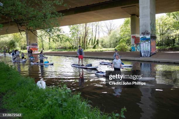 Matthew Wright, James Phelps, Dean Stockton, Ben Bowers, Amy Voce, Charley Boorman, Damon Hill, James Haskell and Chloe Madeley during the final day...