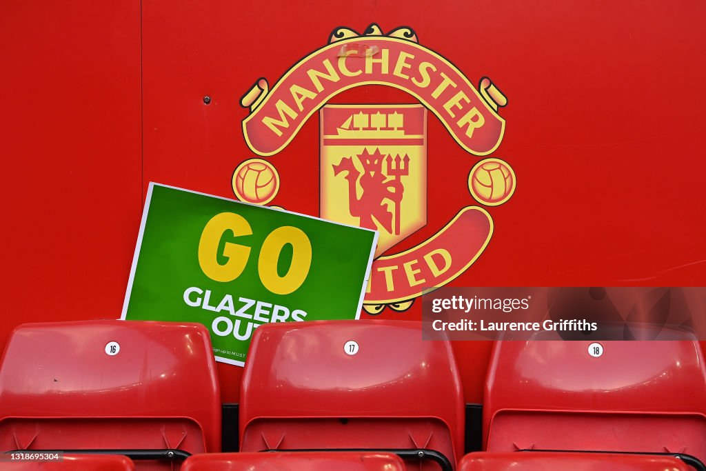 Manchester United v Fulham - Premier League