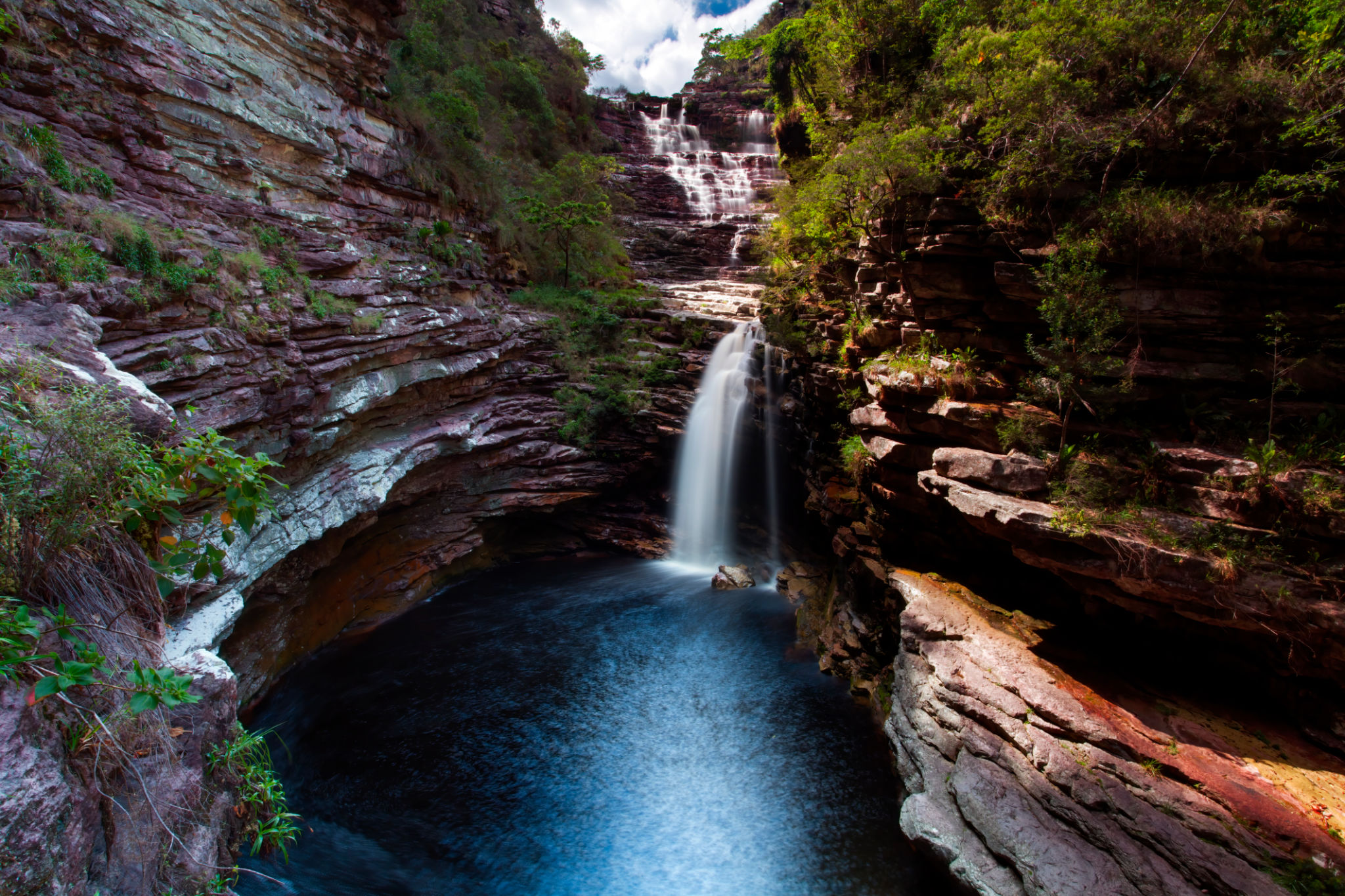 Cachoeira na floresta Cachoeira na floresta