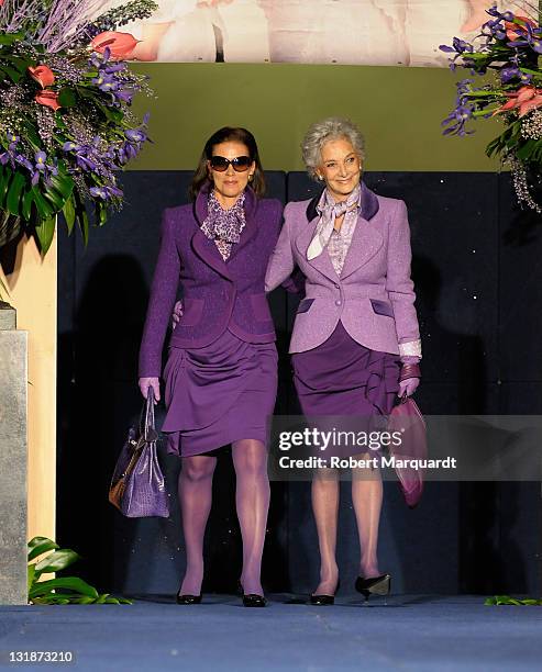 Jutta Jager and Lluisa Sallent attend the 'Moda Solidaria' at the Gran Hotel Princesa Sofia on April 7, 2011 in Barcelona, Spain.
