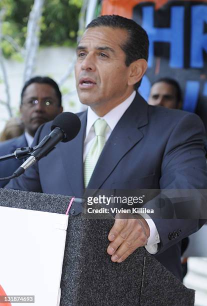 Mayor of Los Angeles Antonio Villaraigosa speaks at the Downtown Los Angeles Rally In Opposition Of HR1 With Mayor Antonio Villaraigosa at Edward...