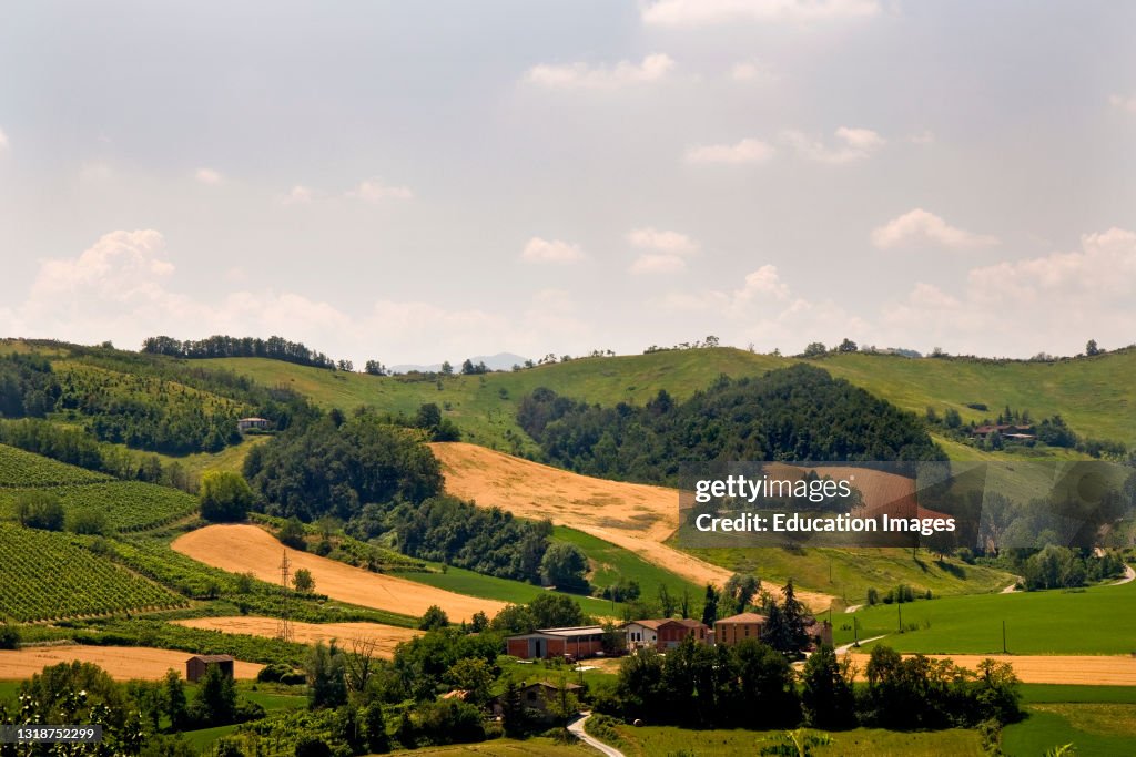 Italy, Emilia Romagna, Castell'Arquato, landscape