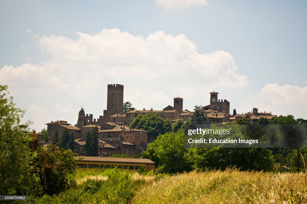 Italy, Emilia Romagna, Castell'Arquato, view of the city