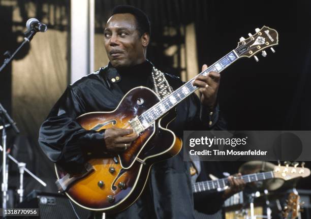 George Benson performs at Shoreline Amphitheatre on June 14, 1997 in Mountain View, California.