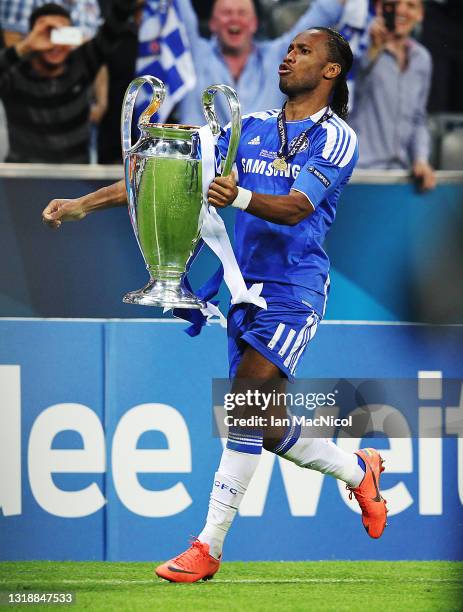 Didier Drogba of Chelsea celebrates with the trophy during UEFA Champions League Final between FC Bayern Muenchen and Chelsea at the Fussball Arena...