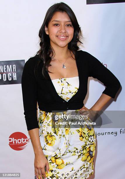 Actress Chelsea Rendon arrives at "The Putt Putt Syndrome" premiere at The Culver Plaza Theaters on June 3, 2011 in Los Angeles, California.