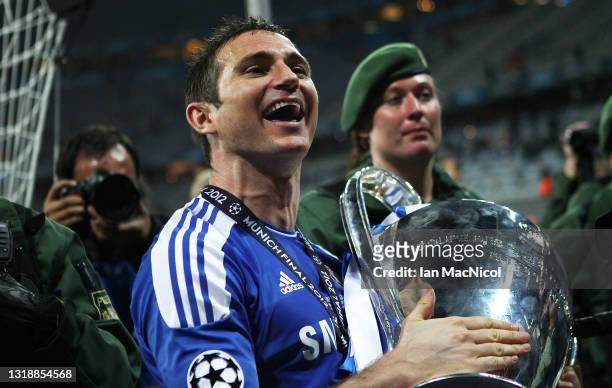 Frank Lampard of Chelsea celebrates with the trophy during UEFA Champions League Final between FC Bayern Muenchen and Chelsea at the Fussball Arena...