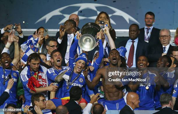 Fernando Torres of Chelsea celebrates as Chelsea lift the Champions League trophy during UEFA Champions League Final between FC Bayern Muenchen and...