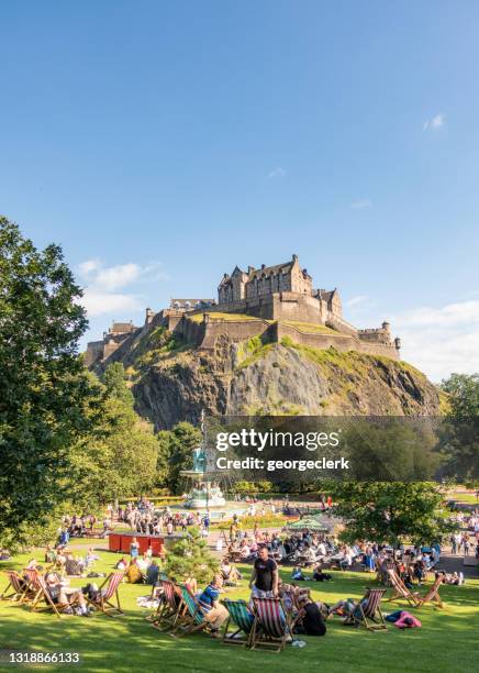 summer in princes street gardens, edinburgh - edinburgh international festival stock pictures, royalty-free photos & images
