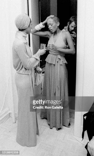 American model Toukie Smith attends a Coty Awards After Party Hosted by Halston at his studio in New York City on October 19, 1972.